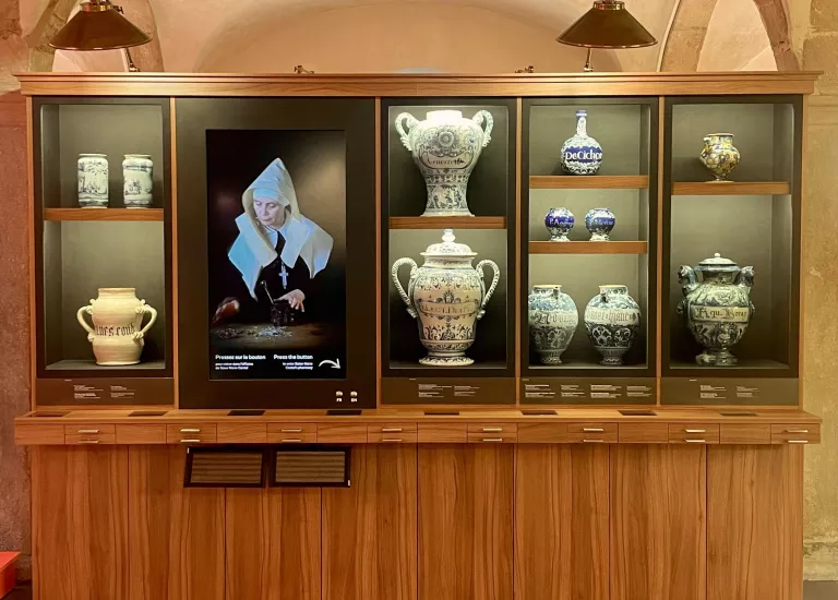 Nouveau dispositif interactif avec contenu audiovisuel intégré. Vous y ferez la rencontre de Marie Cantel, sœur hospitalière à l’Hôtel-Dieu de Lyon au XVIIe siècle