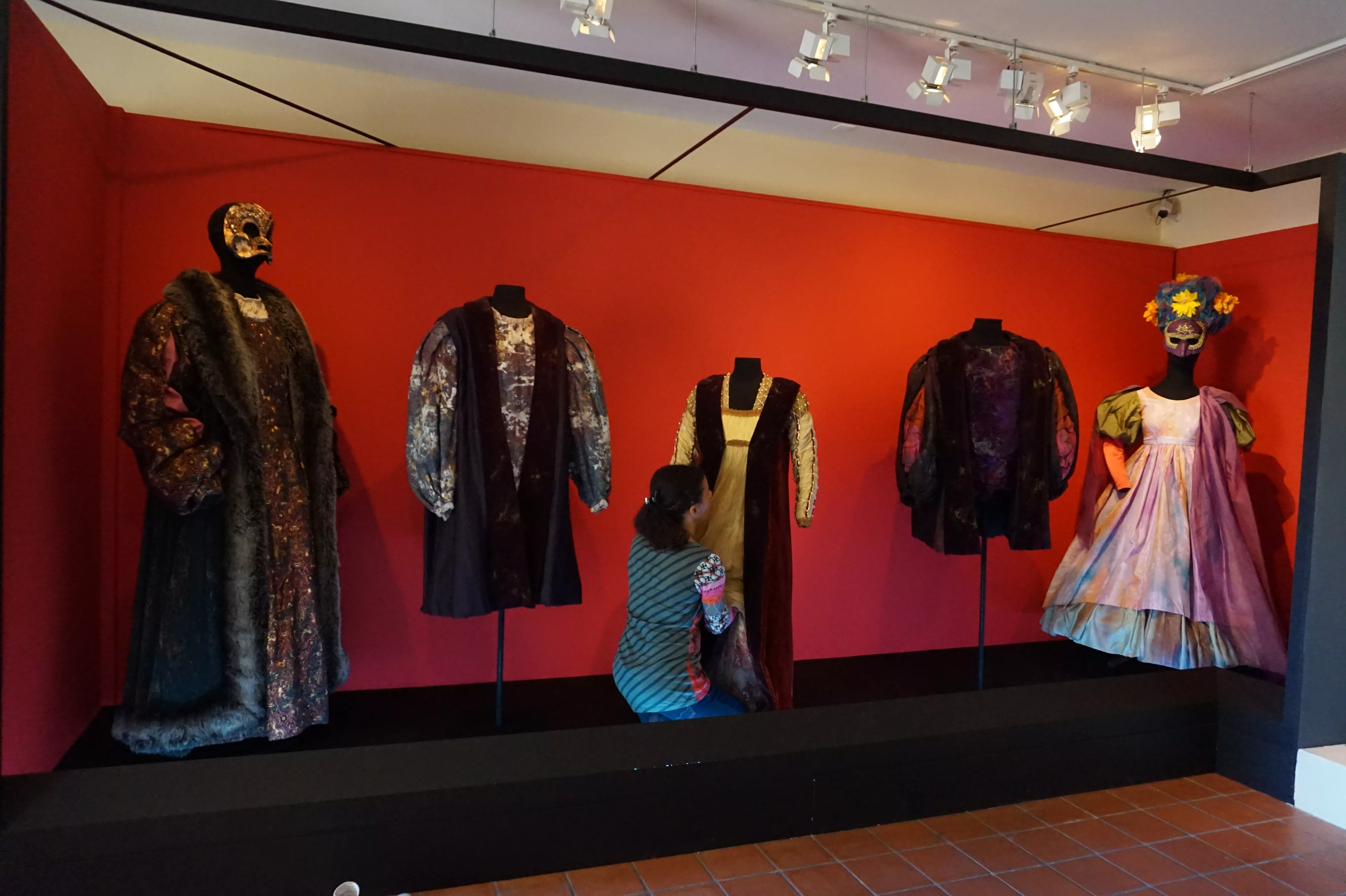 Costumes prêtés par le Centre national du costume de scène
