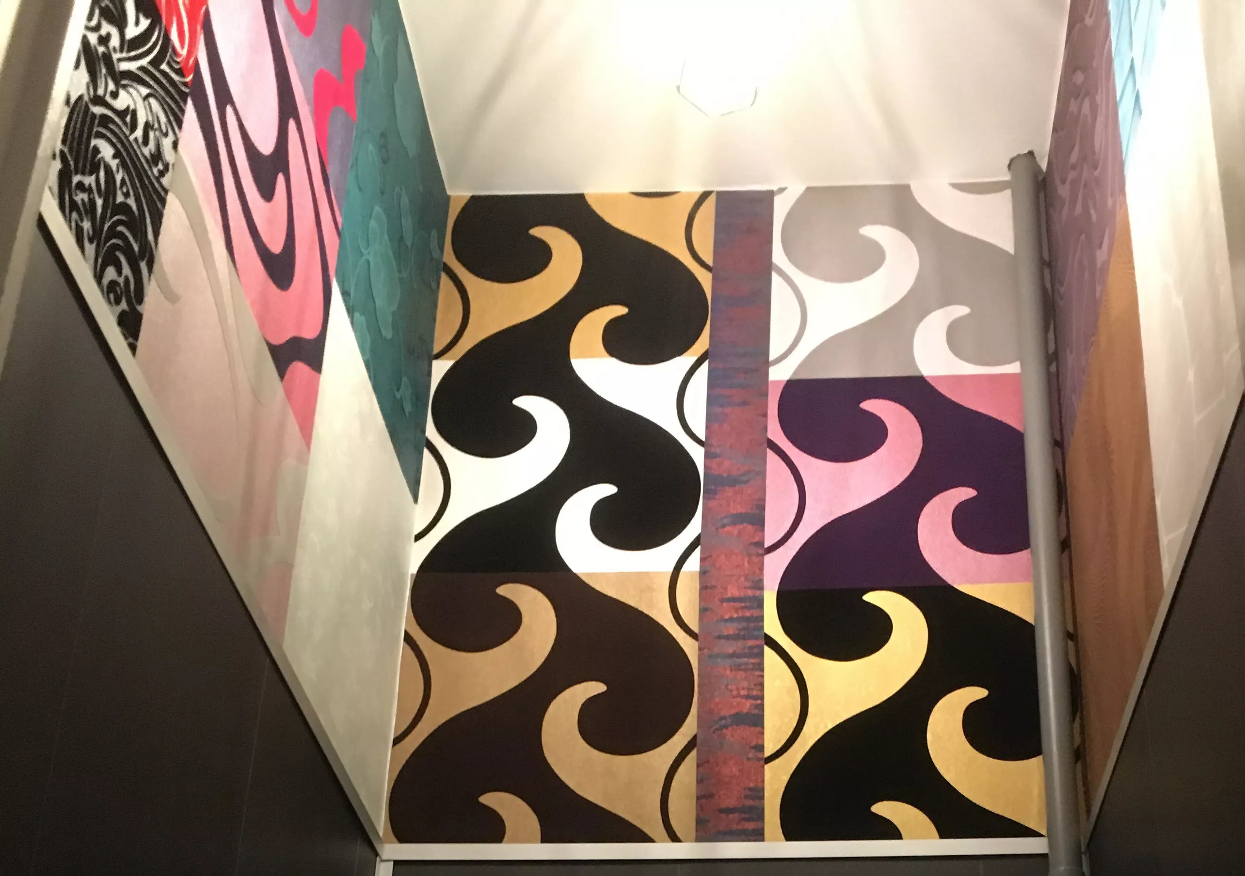 Papiers peints issus de calendriers promotionnels de l’usine de Brignoud, XXe siècle, Lumbin