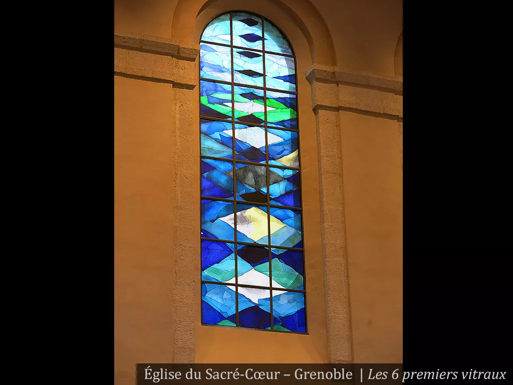 Vitrail abstrait, dominante bleue et vert