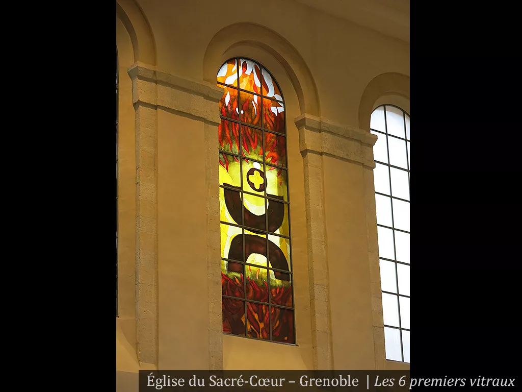 Vitrail abstrait, couleurs chaudes