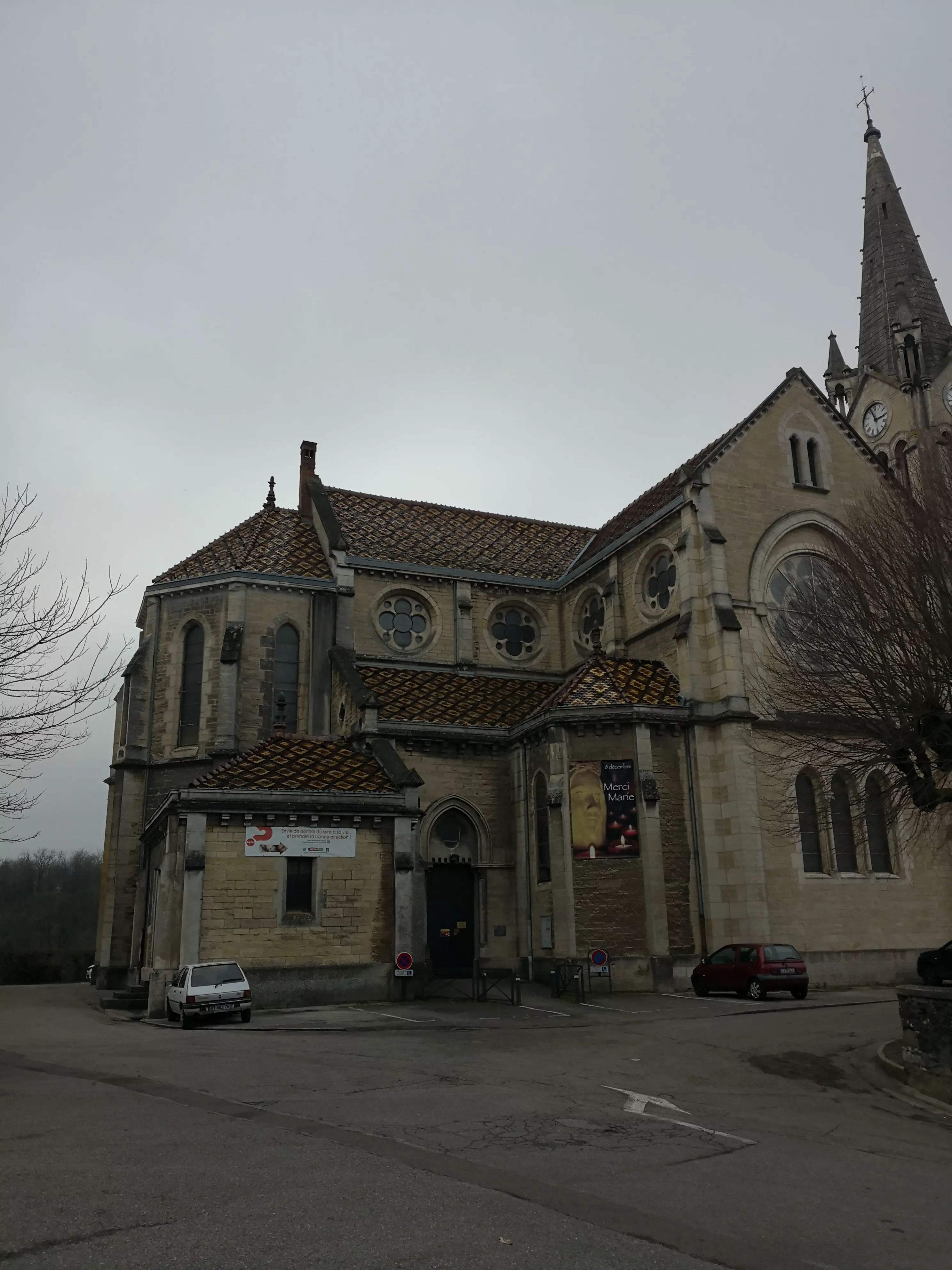 Vue extérieure de l'église de Notre-Dame-de-l'Assomption