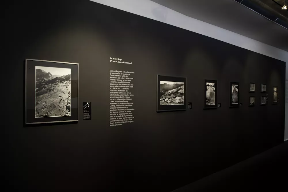 Exposition ROCHES DE MÉMOIRE. 5 000 ANS D’ART RUPESTRE DANS LES ALPES