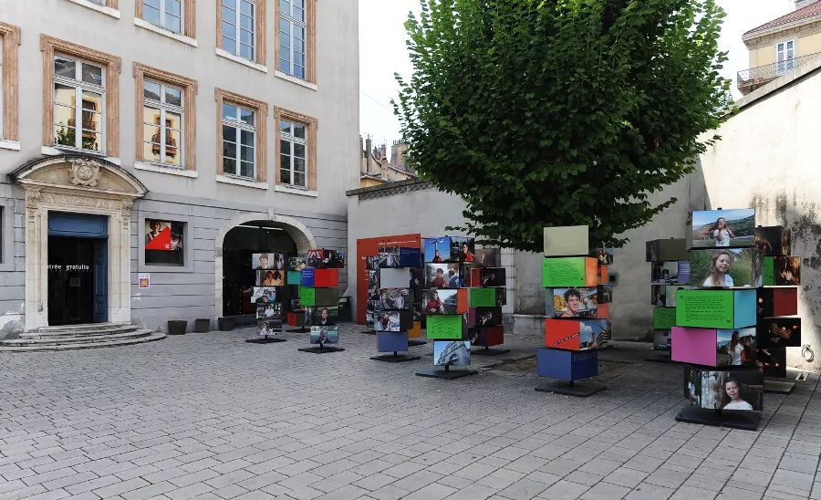 Exposition LA VIE AUTREMENT