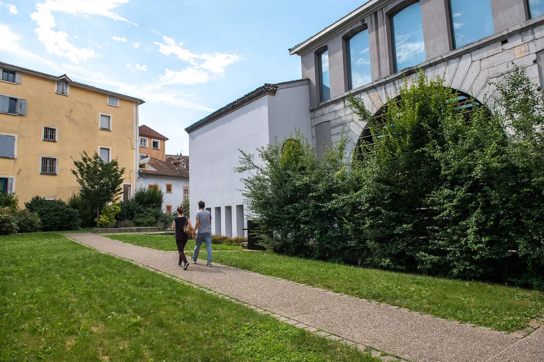 Le jardin du musée de l'Ancien Évêché