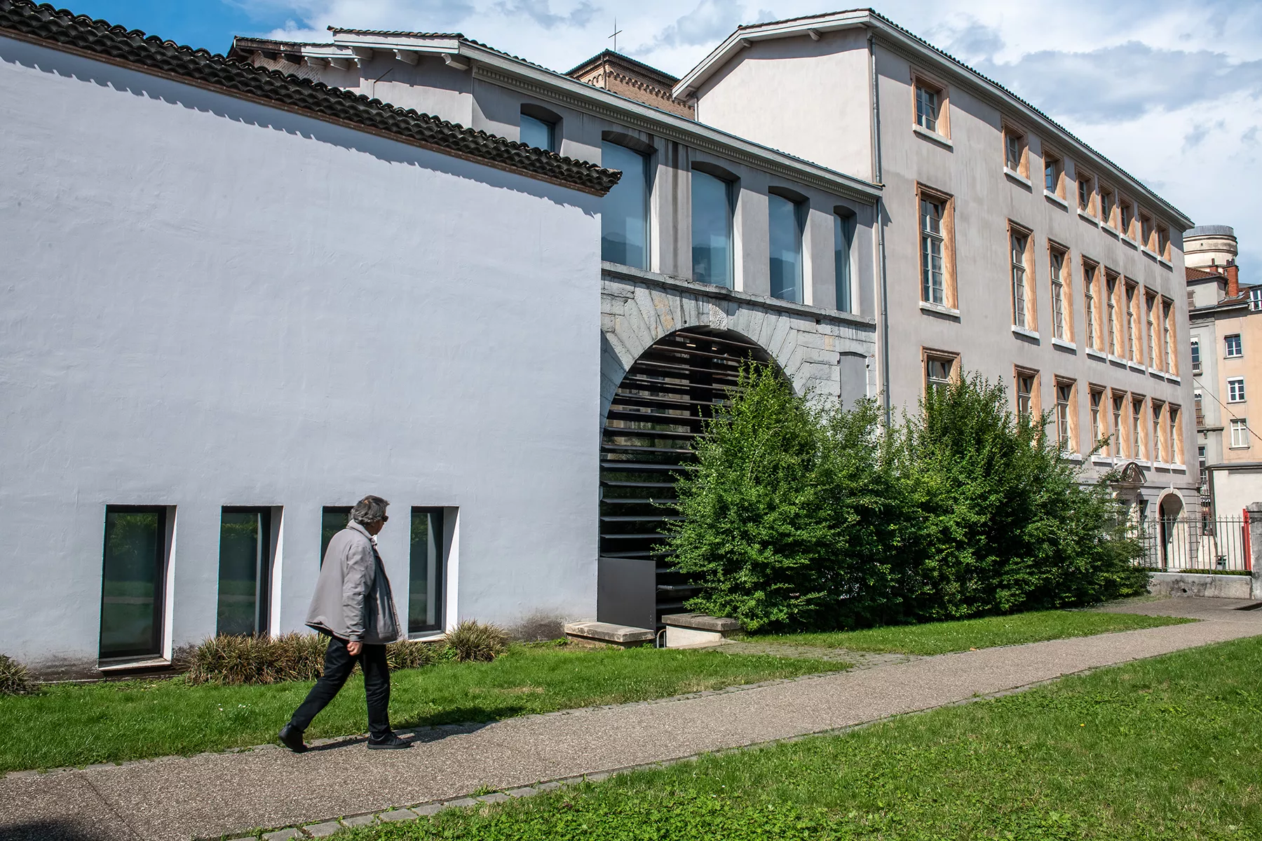 Le jardin du musée de l'Ancien Évêché