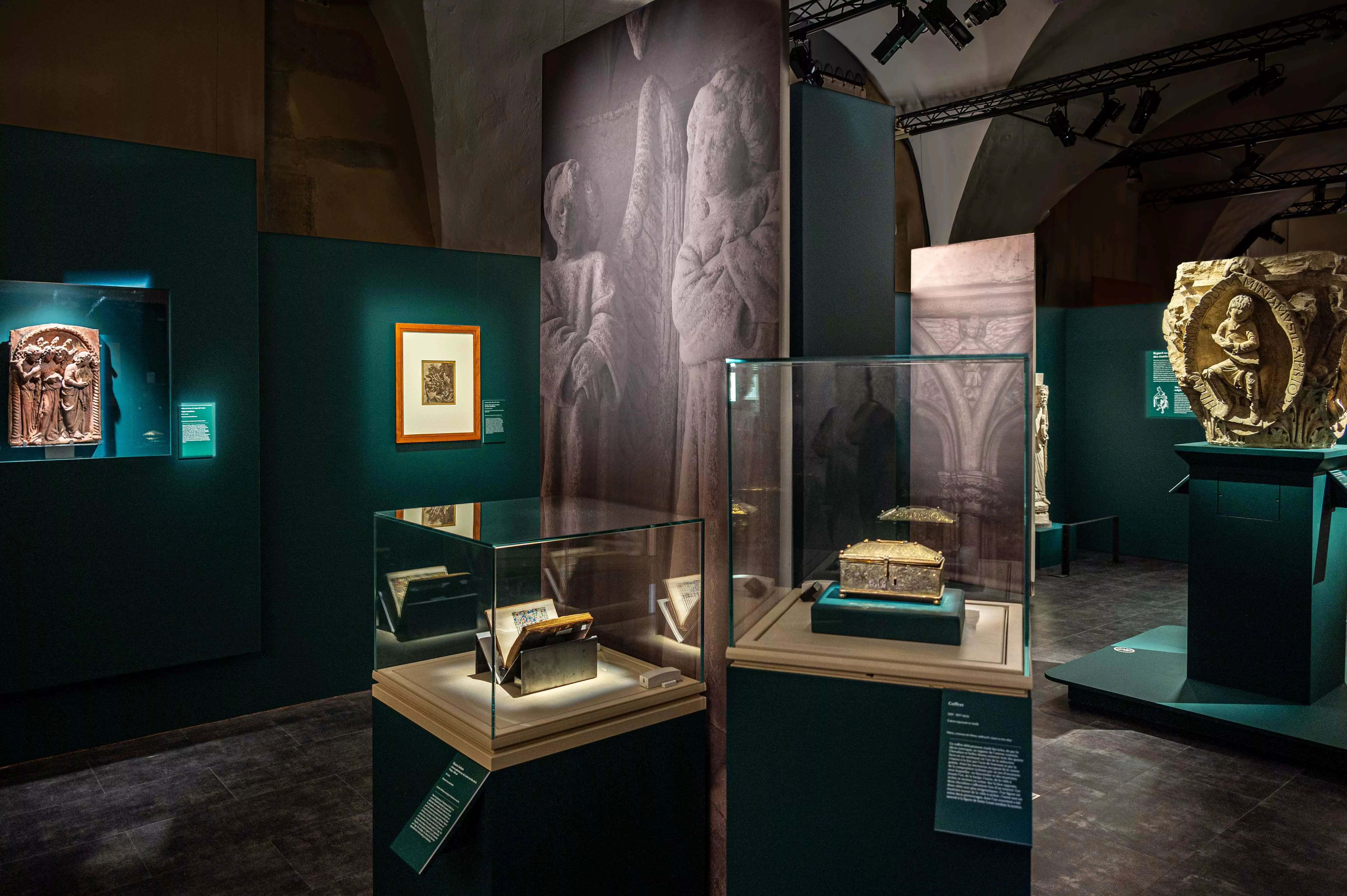 Vue d'ensemble de l'exposition Ars musica, l'harmonie du monde