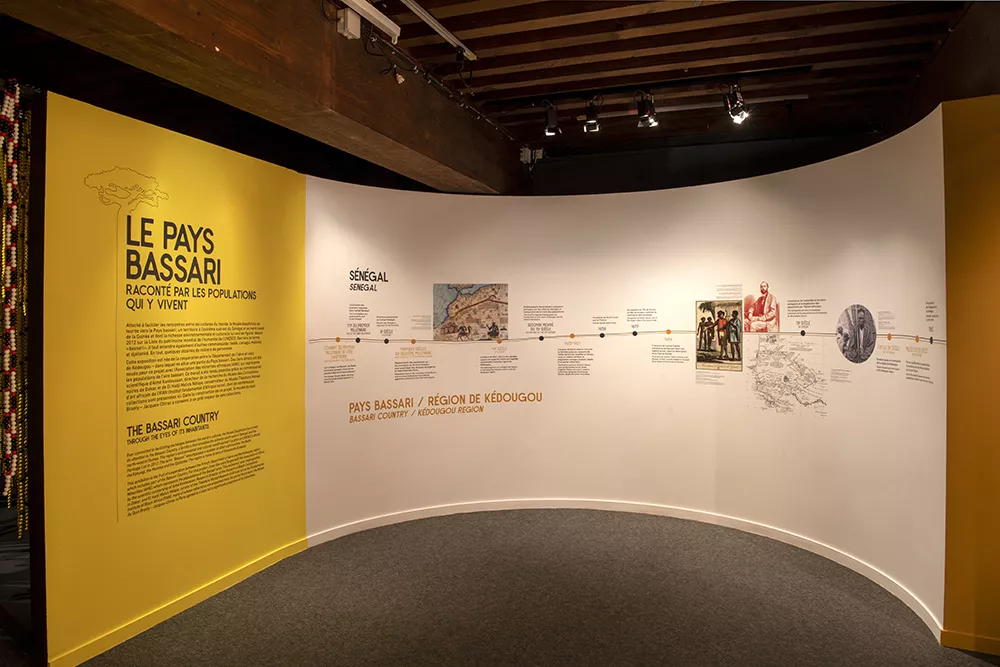 Frise historique introductive de l'exposition