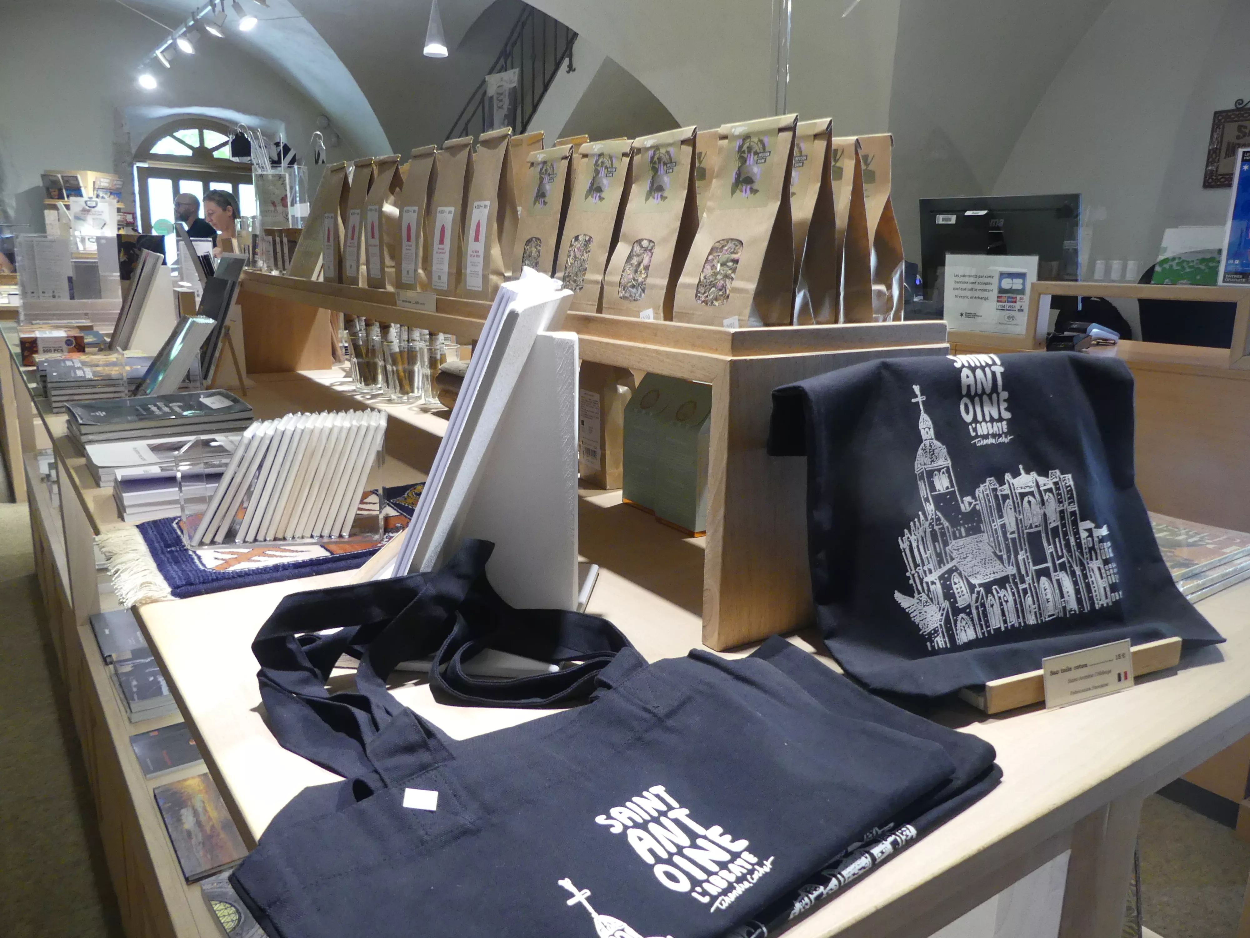 Vue de l'espace boutique du musée