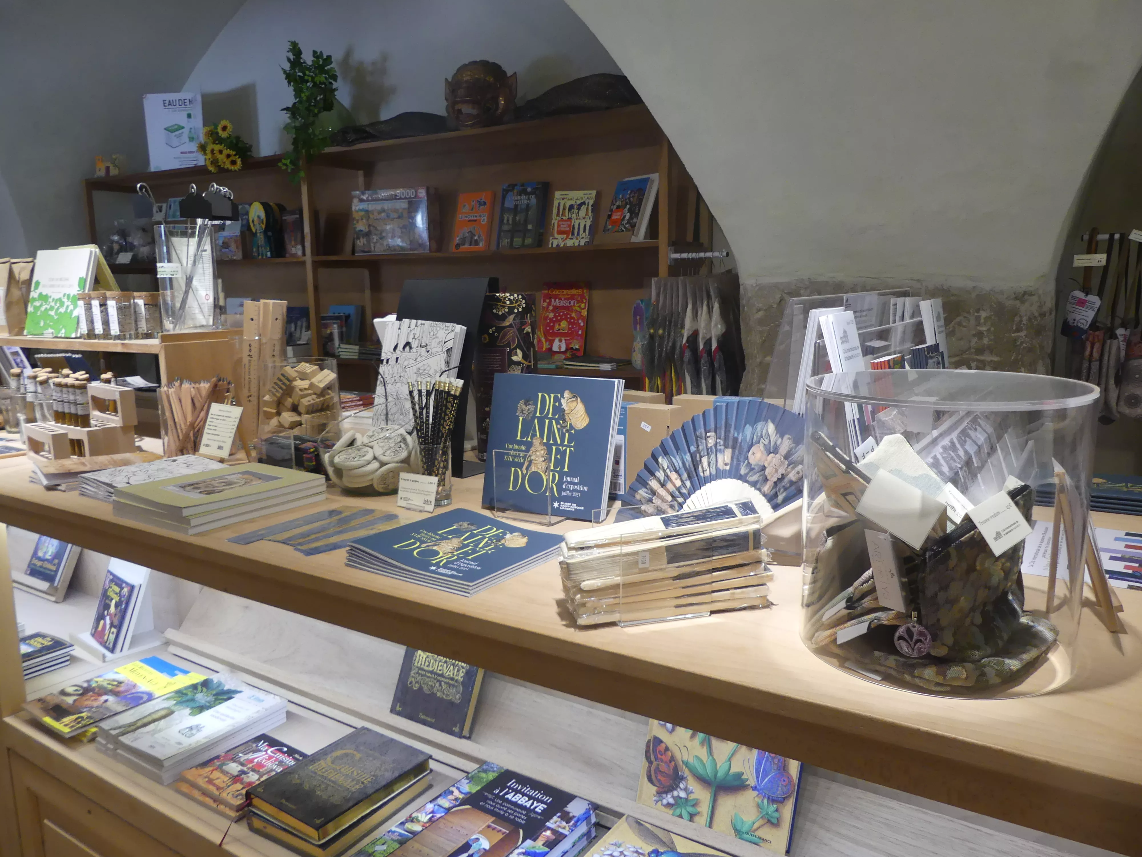 Vue de l'espace boutique du musée