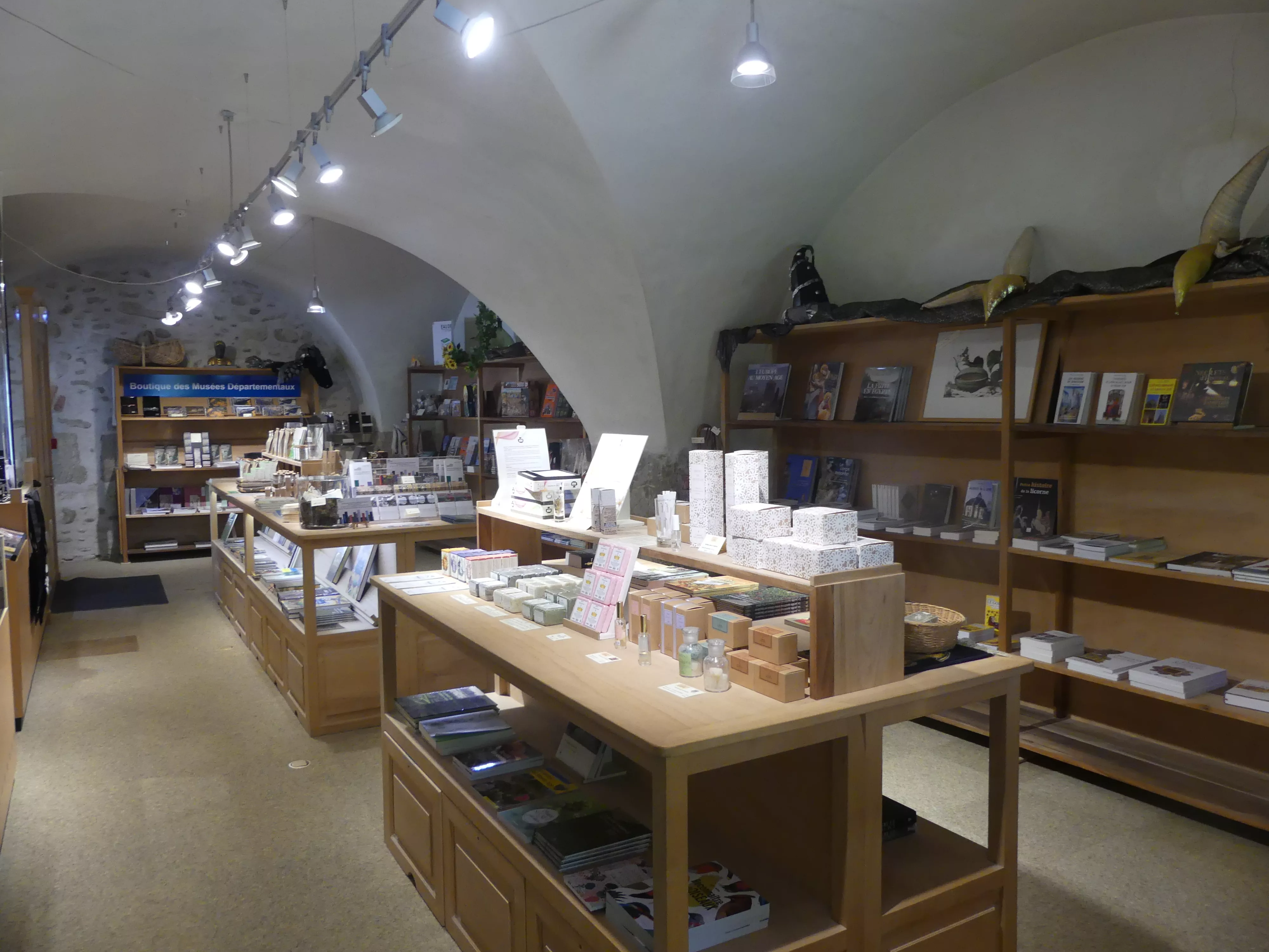 Vue de l'espace boutique du musée