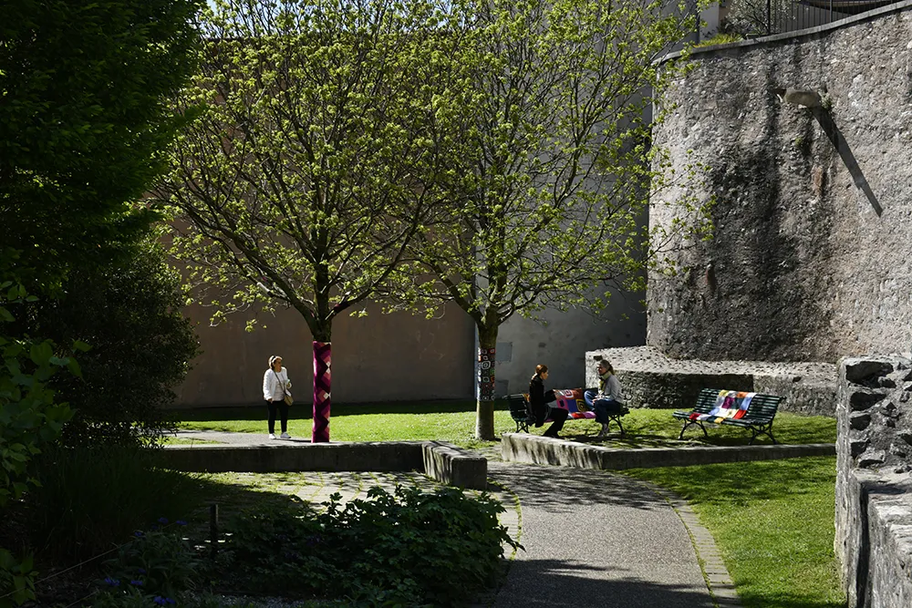 Tricotons le musée et le quartier Très-Cloîtres | Jardin du musée © (c) Denis Vinçon