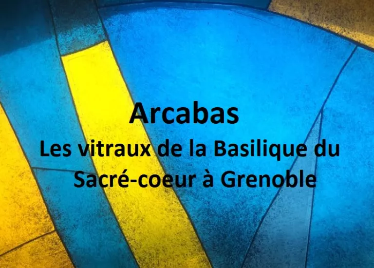Détail d'un vitrail d'Arcabas bleu et jaune