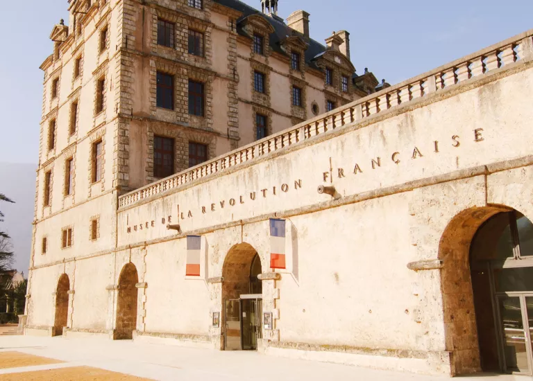 Entrée du musée de la Révolution française © Franck Crispin / Département de l'Isère