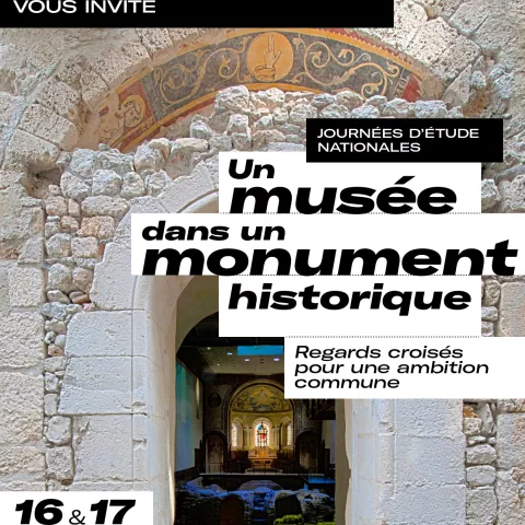 Affiche de l'évènement "Un musée dans un monument historique" composée d'une photographie de l'encadrement de porte de l'église Saint-Laurent laissant voir l'intérieur de l'église et les vestiges archéologiques © Studio Silence pour le Département de l'Isère