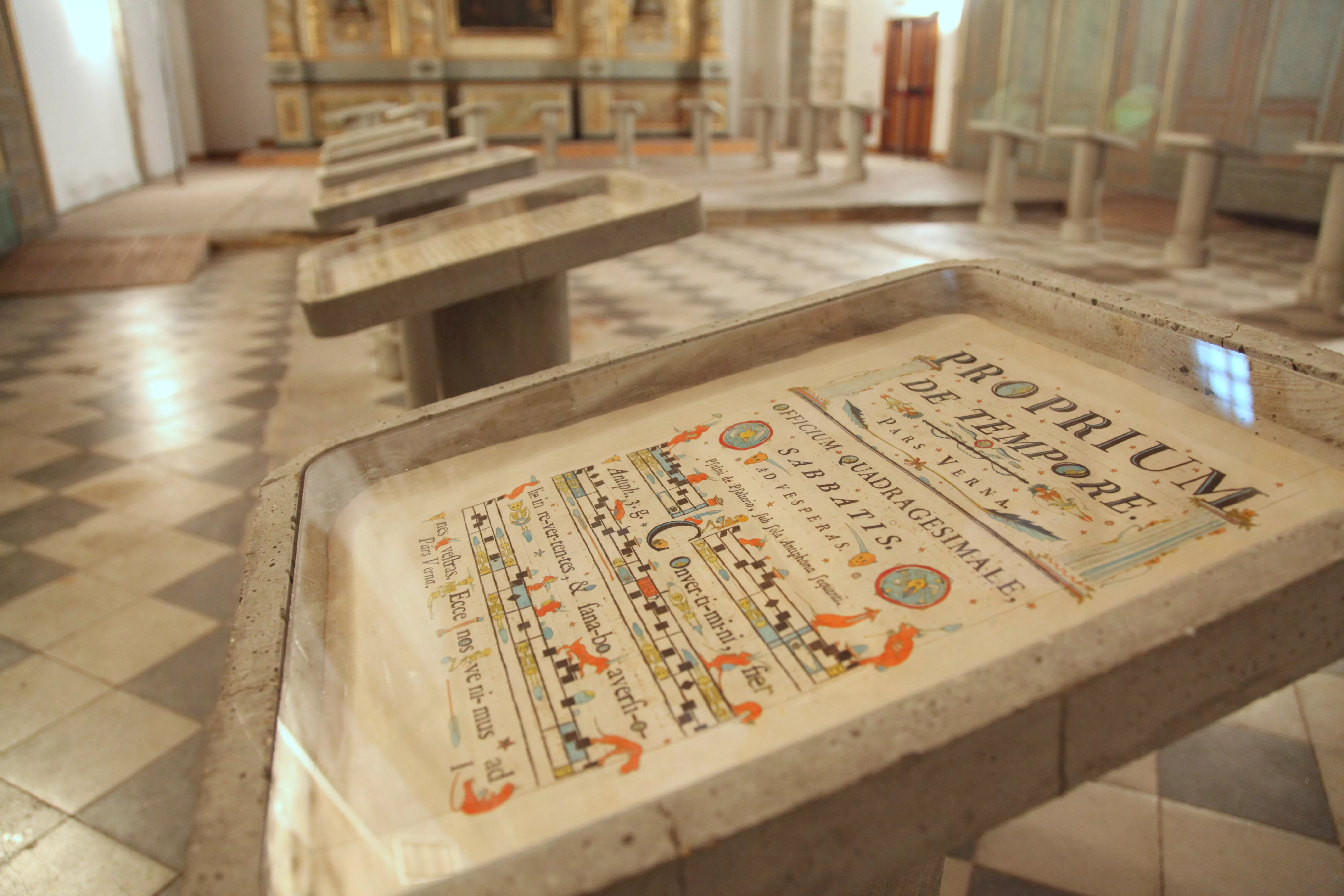 Vue d'un antiphonaire de près