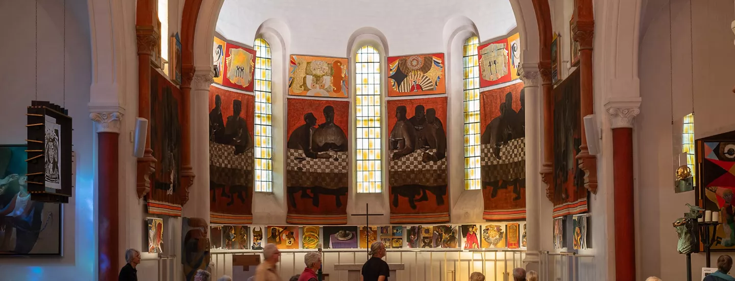 Vue d'ensemble du chœur Vue d'ensemble du choeur avec les 3 périodes visibles