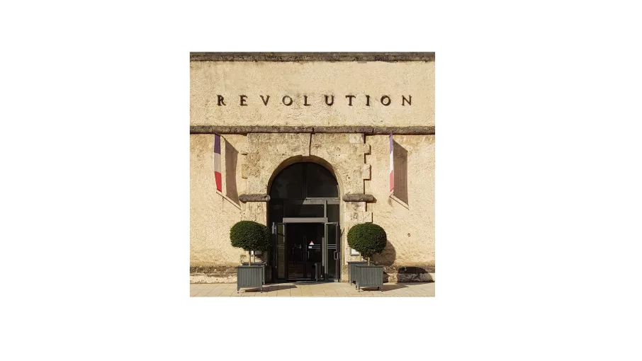 Visuel de l'entrée du Musée de la Révolution française © Domaine de Vizille/Département de l'Isère