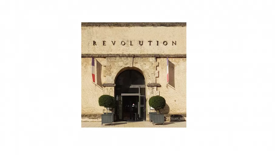 Visuel de l'entrée du Musée de la Révolution française © Domaine de Vizille/Département de l'Isère