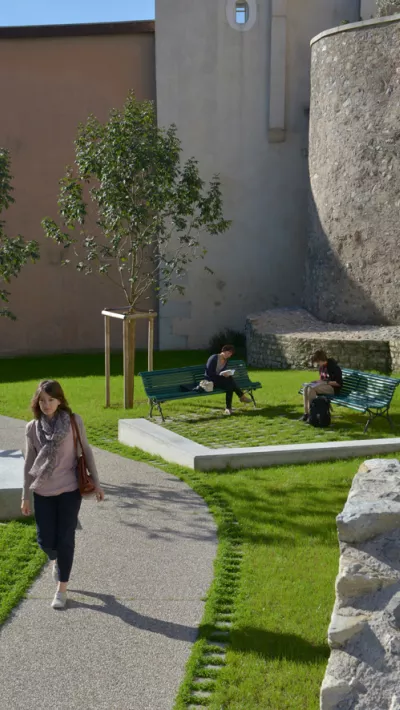 Espace de détente © Musée de l'Ancien Evêché, Denis Vinçon